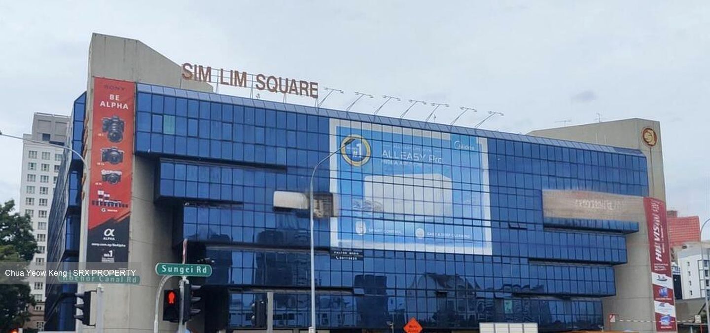 Sim Lim Square (D7), Shop House #459607911